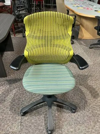 Knoll Generation Office Chair w/ Green Back and Multi-Color Fabric Seat