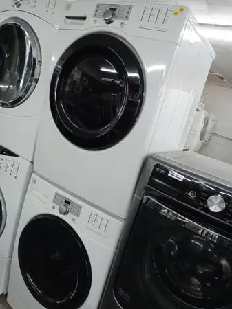 ★Kenmore stackable front load washer and dryer set