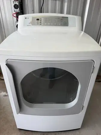 LG DRYER ( FREE DELIVERY AND INSTALLATION)
