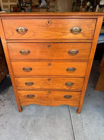 Antique Oak 5-Drawer Tallboy Dresser/Chest