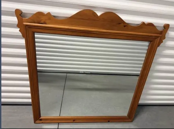 Vintage Ethan Allen Heirloom: Dresser/Wall Mirror