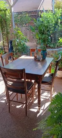 Estate sale. Pick an item.  Make offer.  Lots of good things