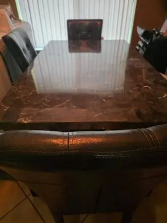 Dining Table with 4 chairs