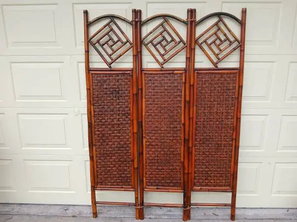 SCREEN, ROOM DIVIDER, WALL ART or PRIVACY SCREEN