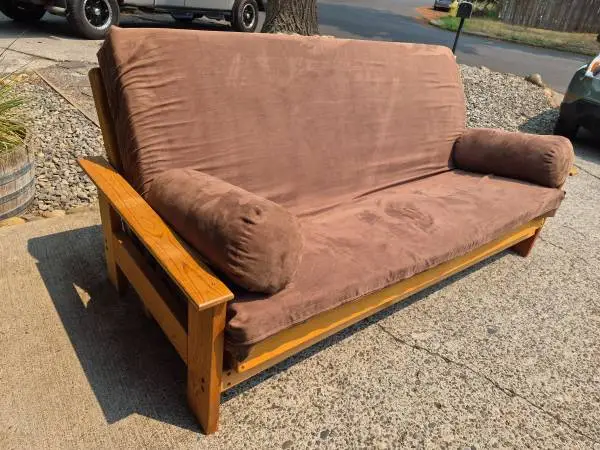 ⭐Modern Solid Wood Lings Designs FUTON/BED-Excellent Condition!