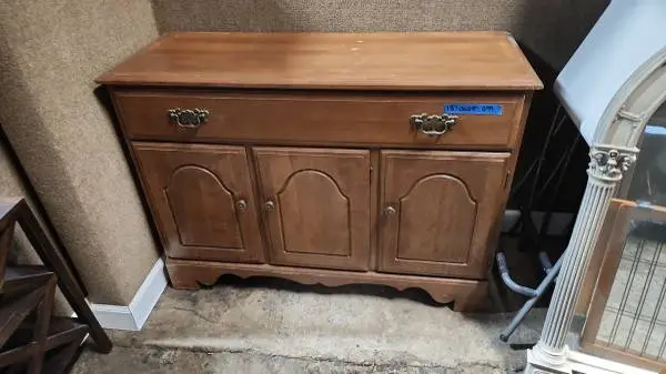 Vintage Server by Temple - Stuart