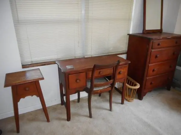 ANTIQUE BEDROOM SET