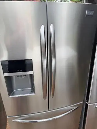 Frigidaire Gallery refrigerator