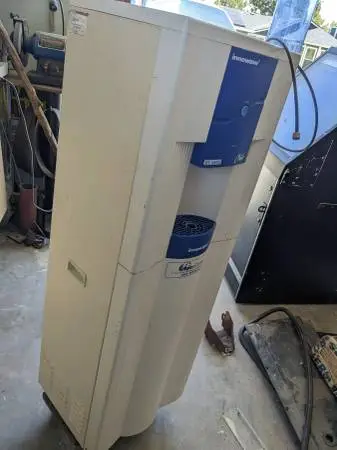 INNOWAVE CHILLER WATER PURIFIER