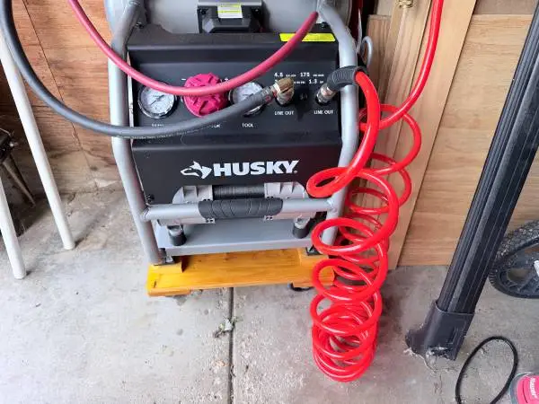 Husky air compressor