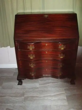 ANTIQUE Wood Desk in COLLECTIBLE Condition
