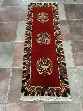 Nepalese hand knotted wool rug