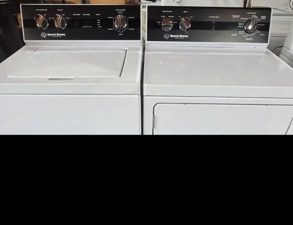 Speed Queen Washer and Dryer Set, Excellent Condition, Like New