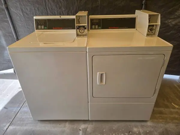 Speed Queen Coin Drop Coin Operated washer dryer set
