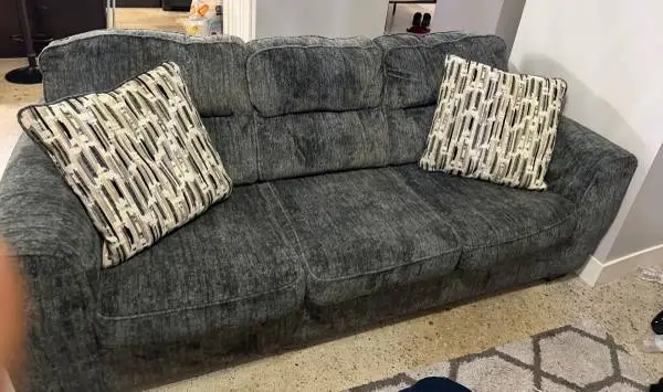 Couch like new