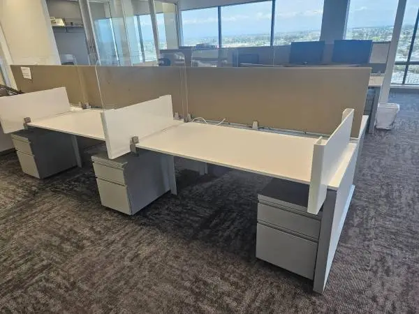 20+ STEELCASE BENCHING DESKS WORKSTATIONS CUBICLES