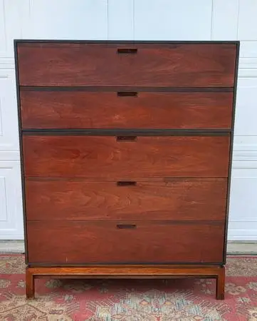 Mid Century Style Chest of Drawers Dresser.