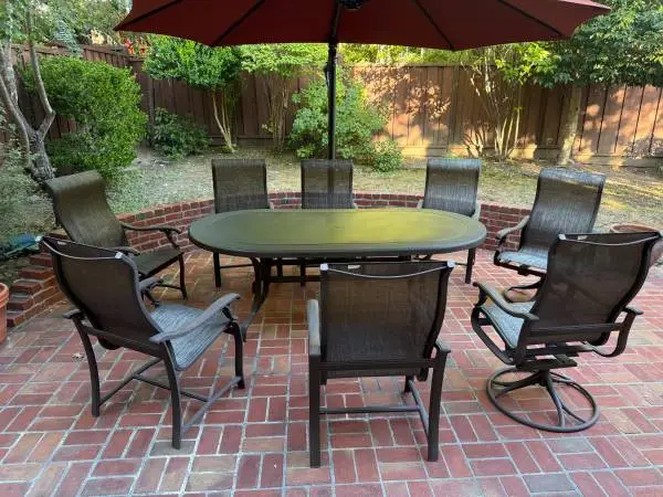 Tropitone Patio Dining Set 8 Chairs + 87 Cast Aluminum Table