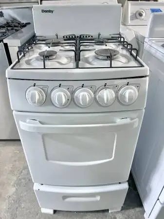 Danby 4 Burner Gas Range ,  Oven , White 20 Inch 444513