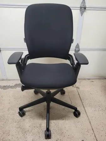 Steelcase Leap V2 Ergonomic Computer Desk Office Chair, Like NEW Shape