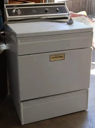Working Whirlpool 220 Clothes Dryer in CHICO