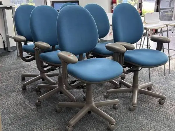 Steelcase Criterion Office Chair / Task Chairs | Big Sale!