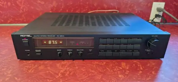 Rotel AM/FM Stereo Receiver RX-850A