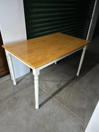Kitchen Table and Chairs