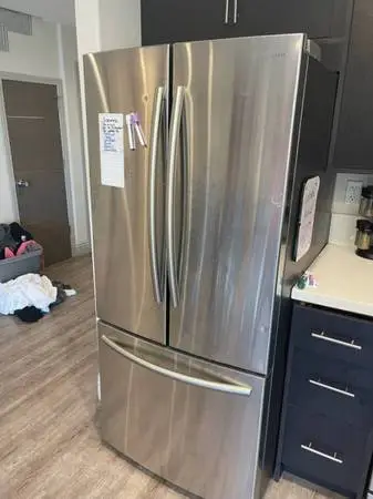 SAMSUNG STAINLESS STEEL FRENCH DOOR REFRIGERATOR