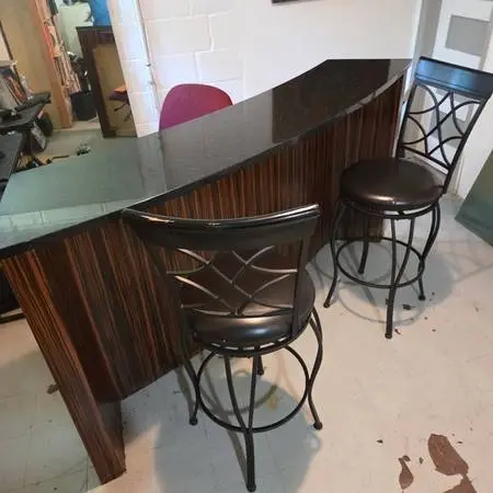 Granite Top Bar & 2 Chairs