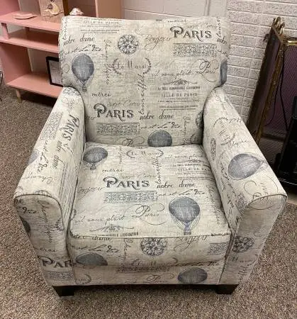 Club Pub Accent Chair