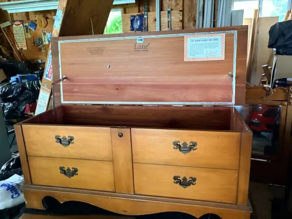 Lane Solid wood cedar storage box