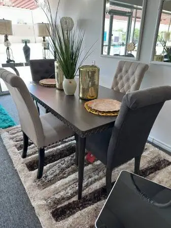 Brown wood dinning table 4 pc set