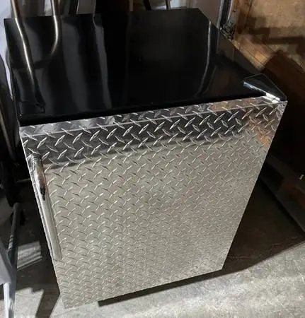 ACCUCOLD Refrigerator Freezer 5 c.f. Diamond Steel Plated Door