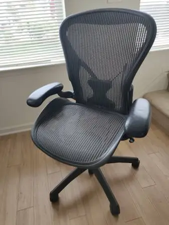 REDUCED! Herman Miller Aeron Chair w/PostureFit Upgrade & Leather Arms