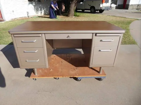 Desk Nice Metal Tanker by Steelcase Vintage