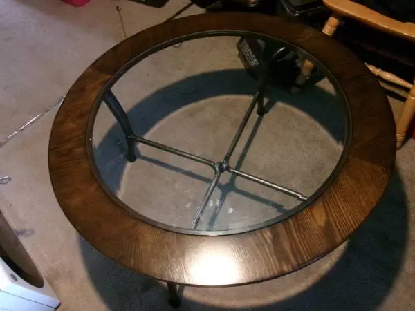 round coffee table