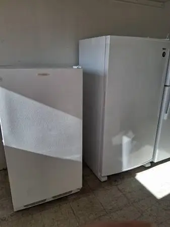 Stand Up Freezers