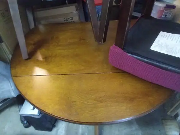 Dinning table 4 chairs