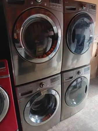 Washer and dryer lg Frontload set