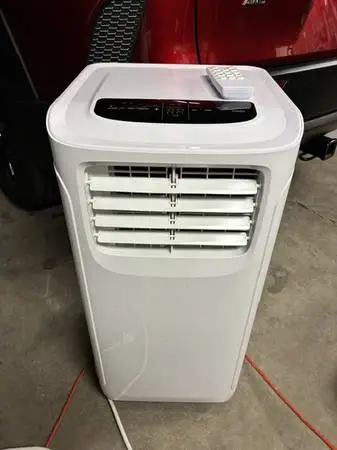 Portable air conditioner