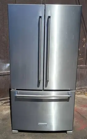 Excellent Condition! KitchenAid Stainless Steel French door Refrigerator!