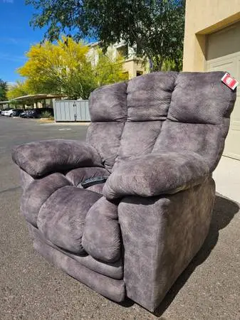 XXL POWER LIFT CHAIR BY JACKSON CATNAPPER