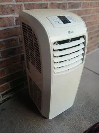LG 8000 BTU Portable Rolls On Wheels Air Conditioner