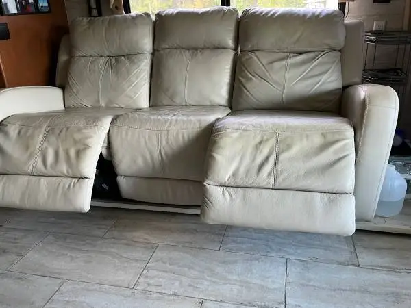 Must go Leather Sofa with 2 power recliners