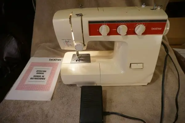 Brother VX1100 Sewing Machine 15 Stitch