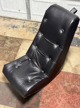 Video rocker gaming Chair