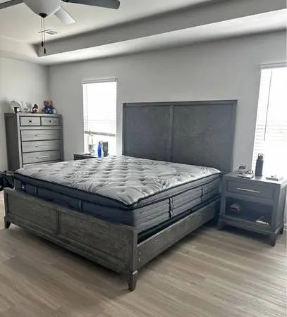 King Bedroom Set