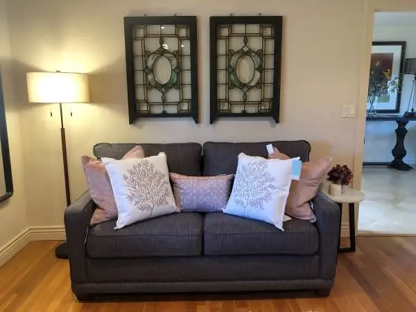 Decorative pillows