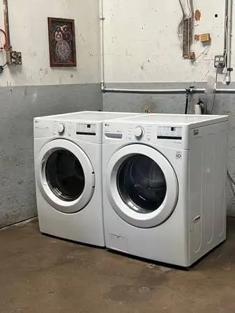 LG WASHER AND ELECTRIC DRYER